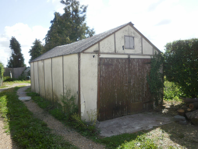 Asbestos Garage